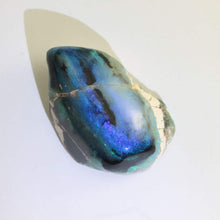 Load image into Gallery viewer, Blue &amp; Green Solid Opal